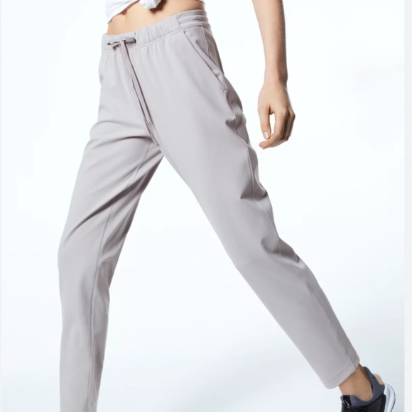 Aritzia The Constant Hanya Pant - Size Small Colour "Ashen" - Picture 2 of 10